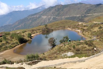 पर्यटक लोभ्याउँदै गुफापोखरी